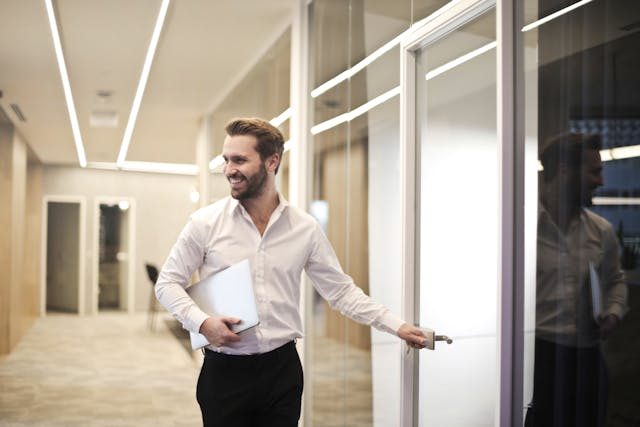 Expert-Led Workshops
